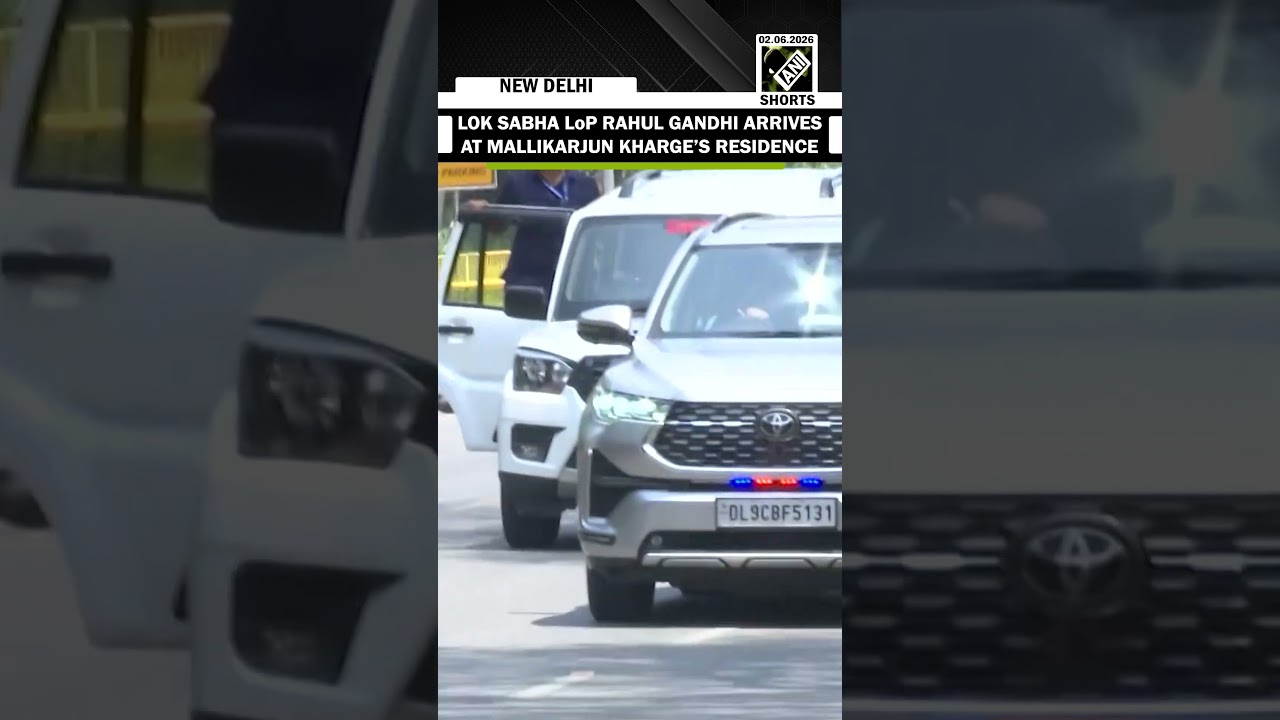 Congress MP Rahul Gandhi arrives at residence of Congress President Mallikarjun Kharge