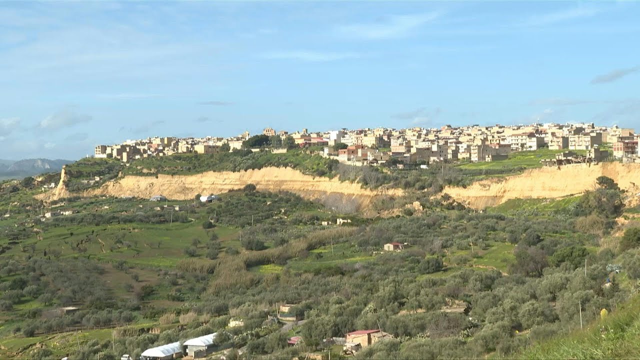 Vasto deslizamento de terra ameaça se expandir em Niscemi, na Sicília | AFP
