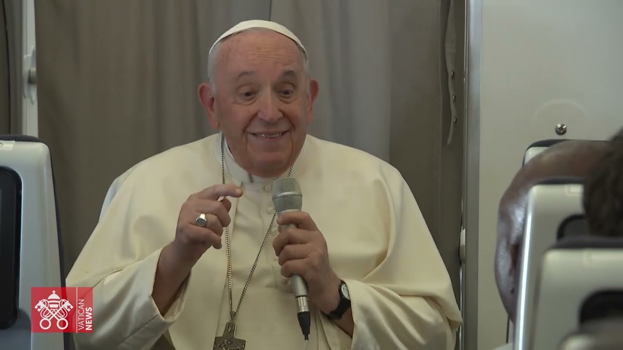 Il Papa: “Tutto il mondo è in guerra, in autodistruzione, fermiamoci!”