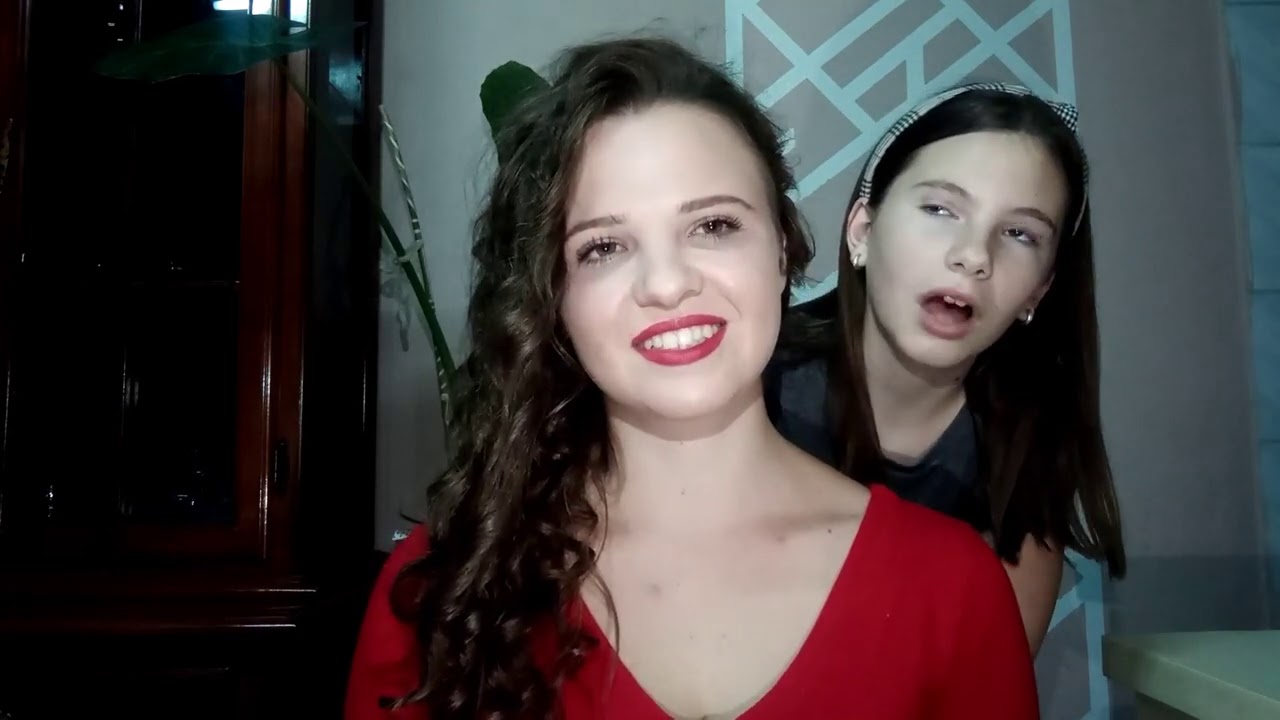 #SerbianAsmr ~ Pipi dobija ceskanje 🤣🙈