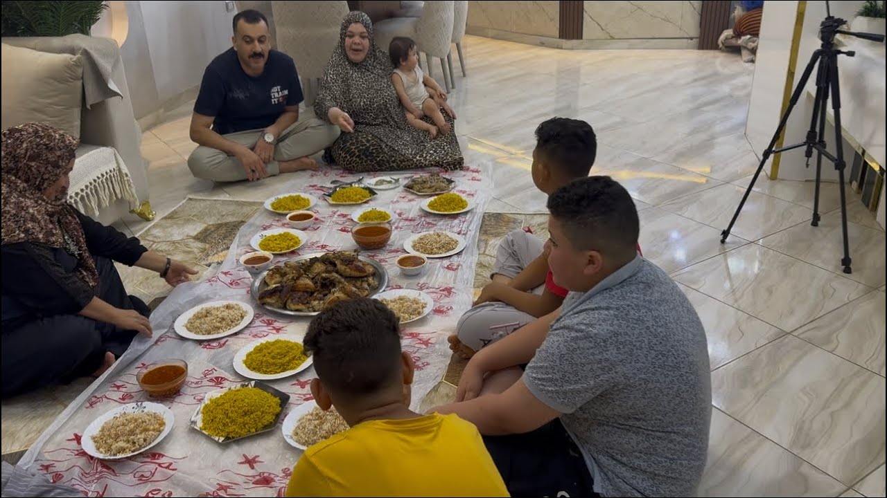 ام جني طلع عين اللي جابونا عشان نوصل للي احنا فيه وفي الاخر عايزين تودوني وراء الشمس كله تفاح 🤣🤣👌👌😜😜