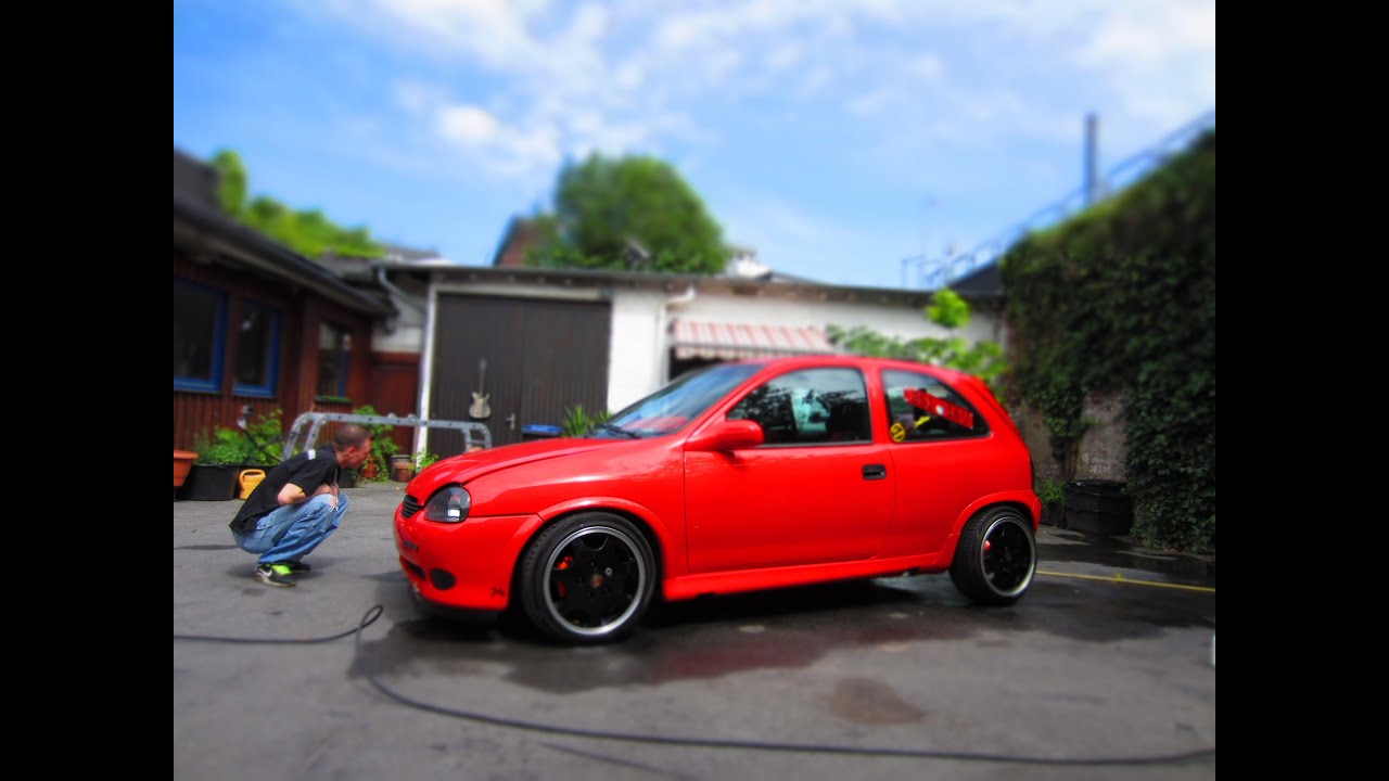 Opel Corsa B GSI 16V Car Wash