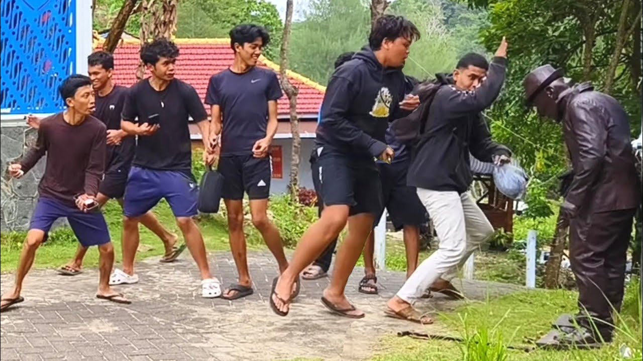 Kompilasi prank patung versi terheboh part_4