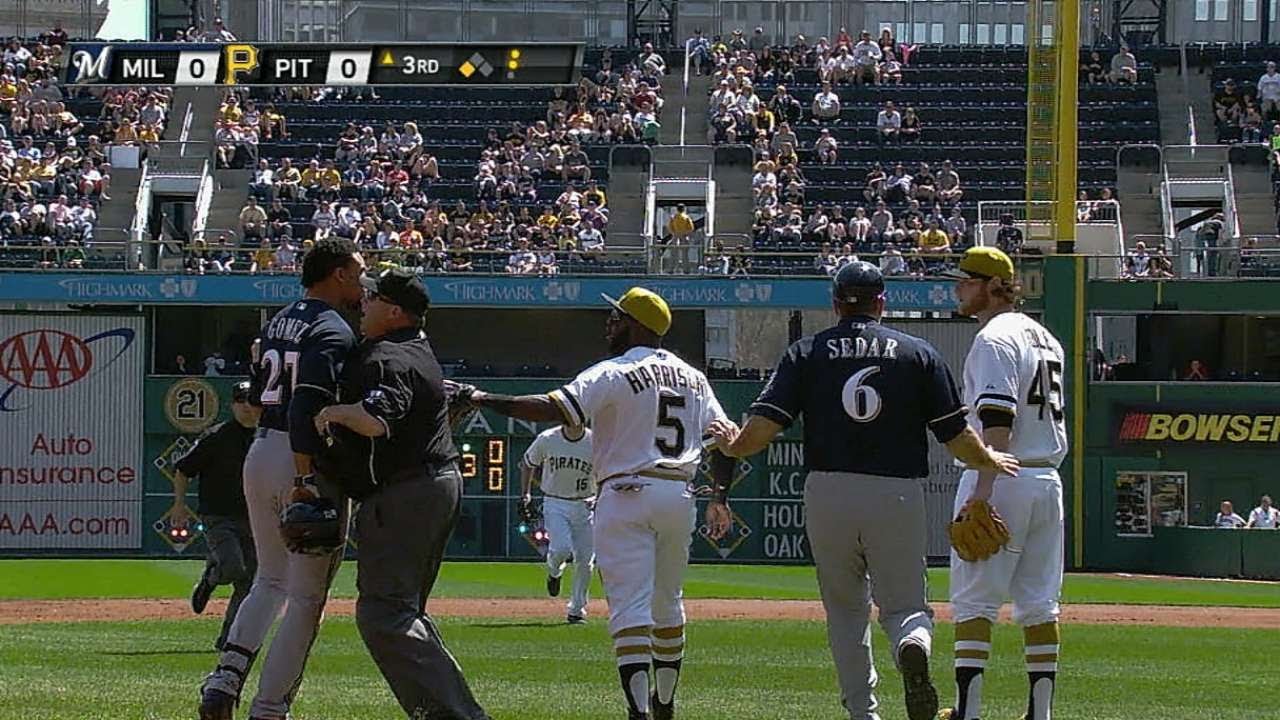 Benches clear after Carlos Gomez, Pirates get into it