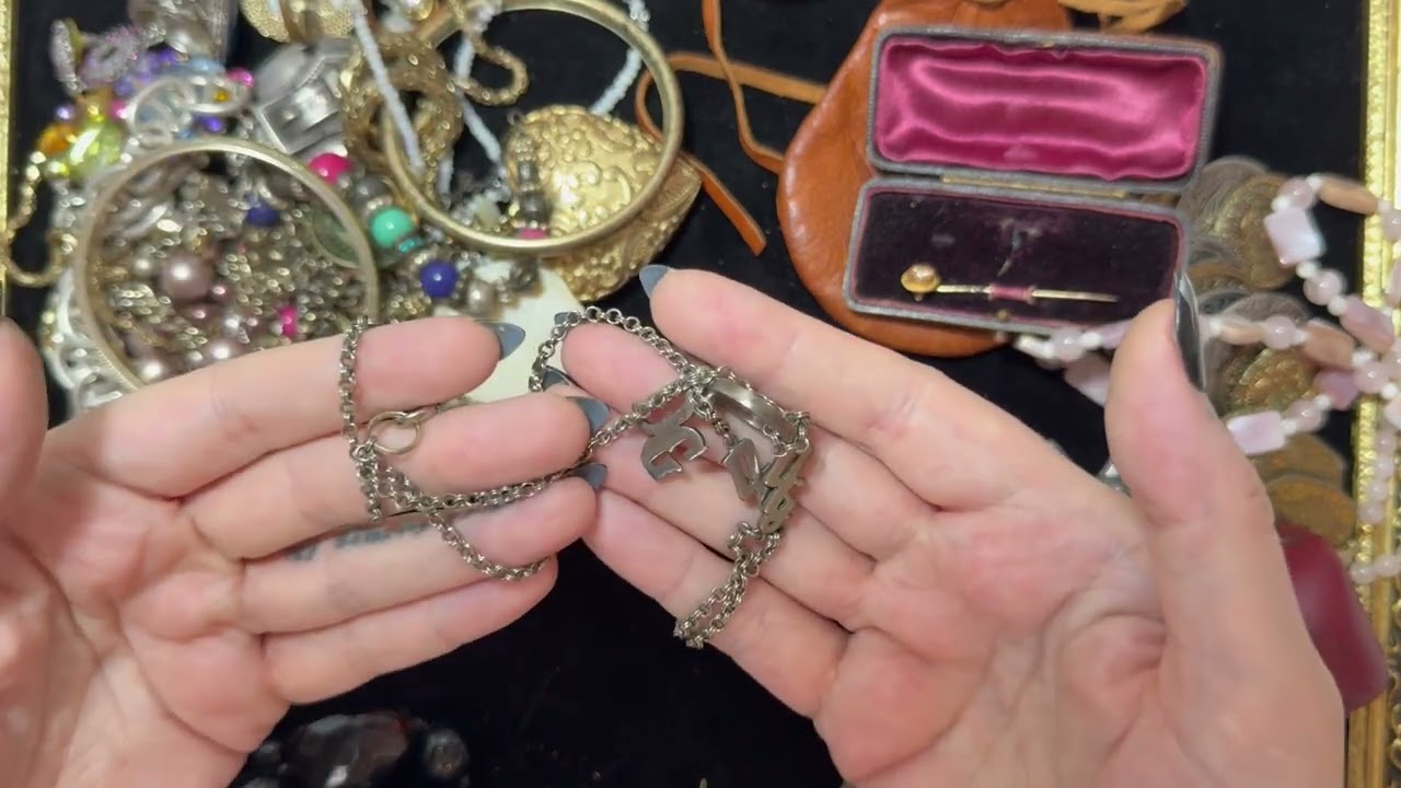 I Took A Risk On A Vinted Lot | MYSTERY JEWELLERY UNBAGGING | Bvlgari!? Vintage Treasures!