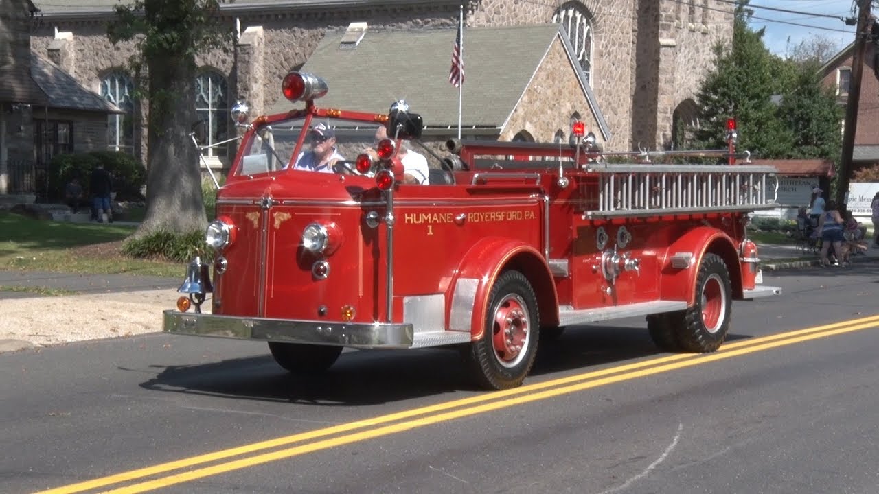 Royersford,PA Fire Department Ladder 98 Housing Parade 9/16/17