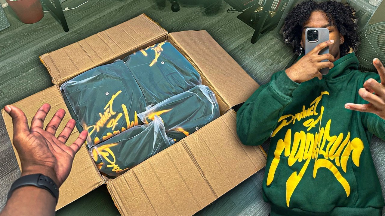 I Finally Got My Green Hoodies! | ZayStayBck