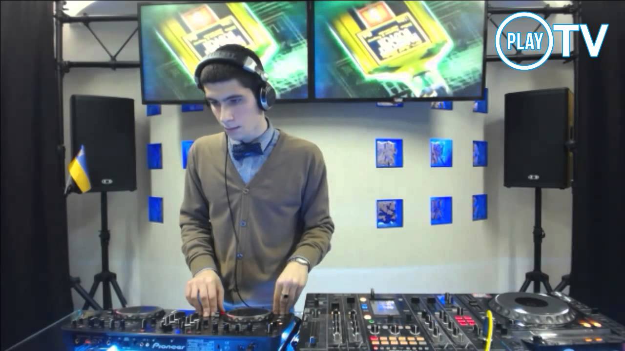 Live @PlayTV 18.11.2014 - Willkey