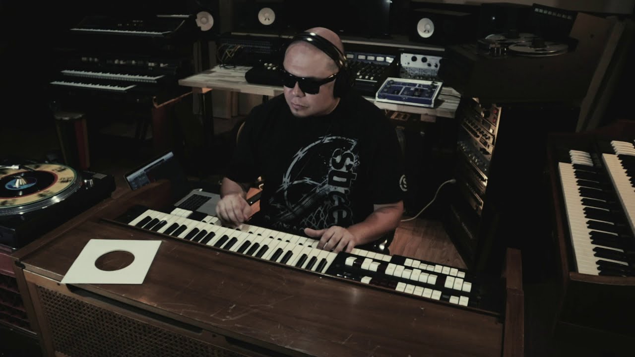 Roger Rivas | Walk With Love Version