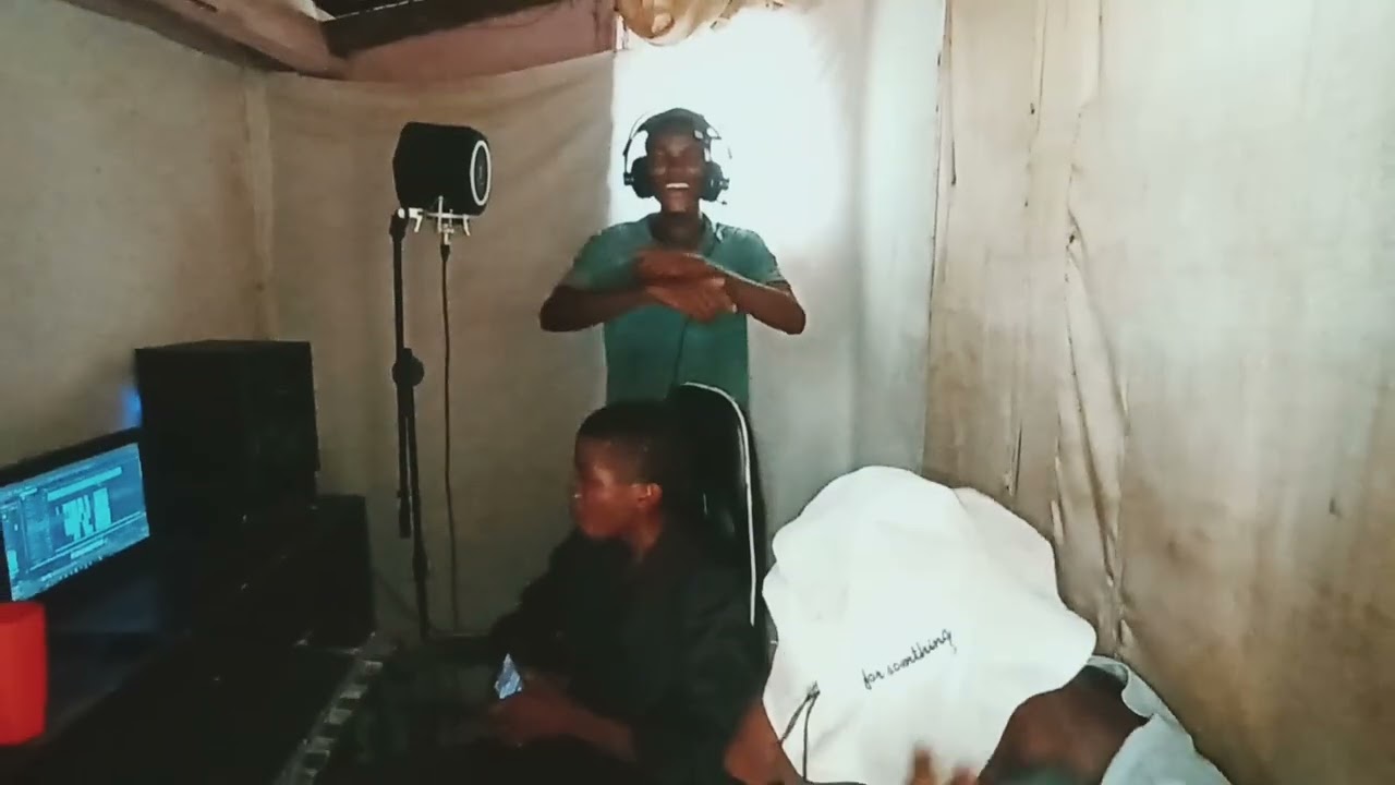 Secção de Studio da SeveNteen Gang 
