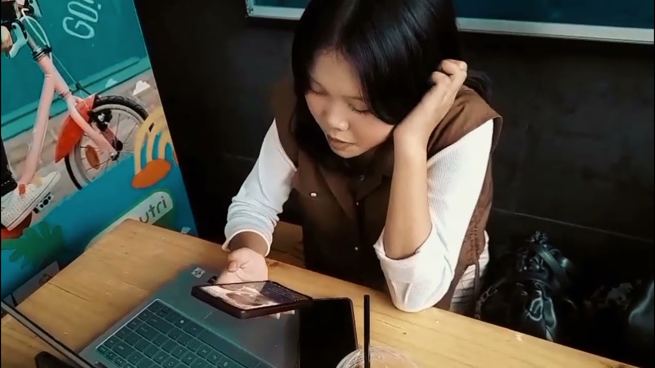 Kelebihan Media Digital, Tugas Literasi Digital Kelompok 3 