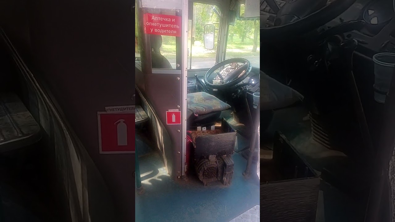 Место водителя автобуса DAEWOO BS106(Ulsan).