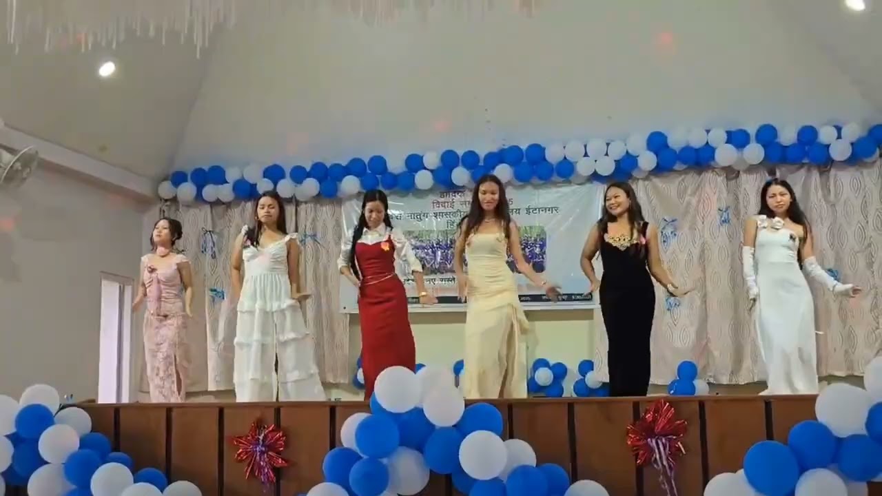 DNGC// Department Of HINDI // 2022 Batch FAREWELL Dance by 6th Sem Girls💃🪩✨😍#arunachalpradesh