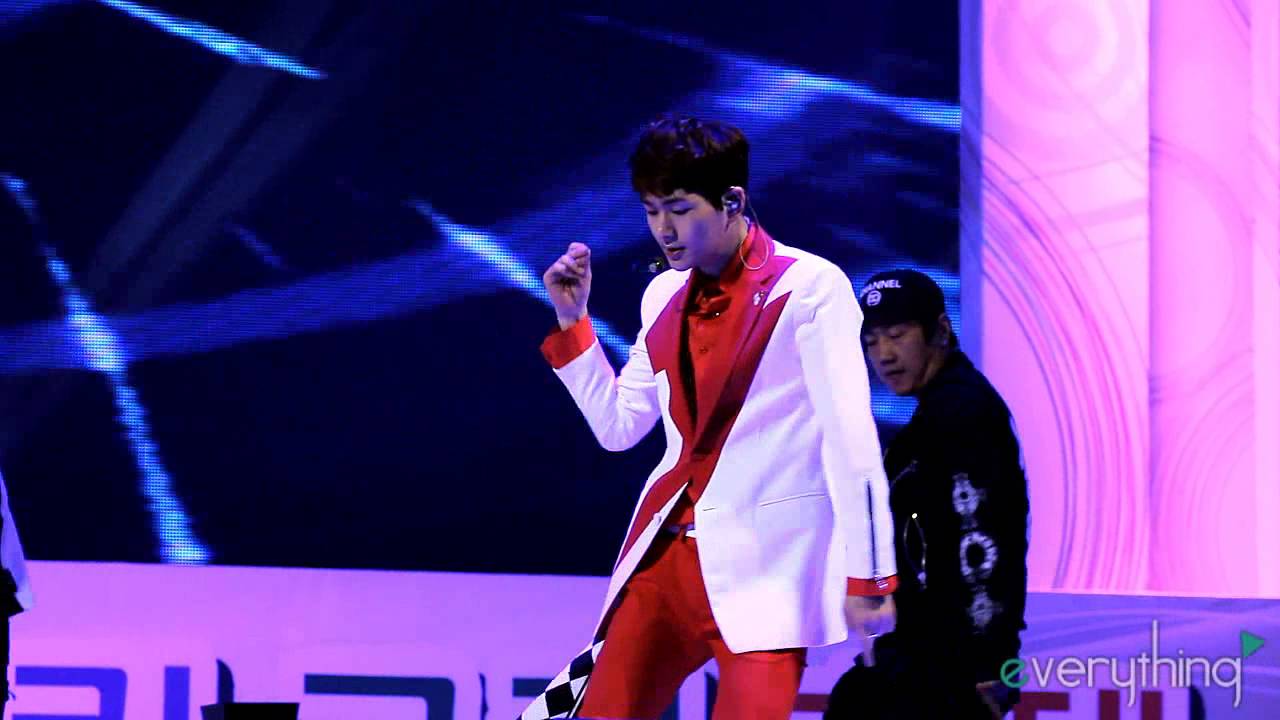 [fancam] 130522 삼성전기축제 - SHINe (Onew)