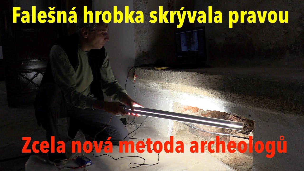 Největší objev Českých Budějovic: Dávný vtip starých zedníků a honba za falešnou hrobkou