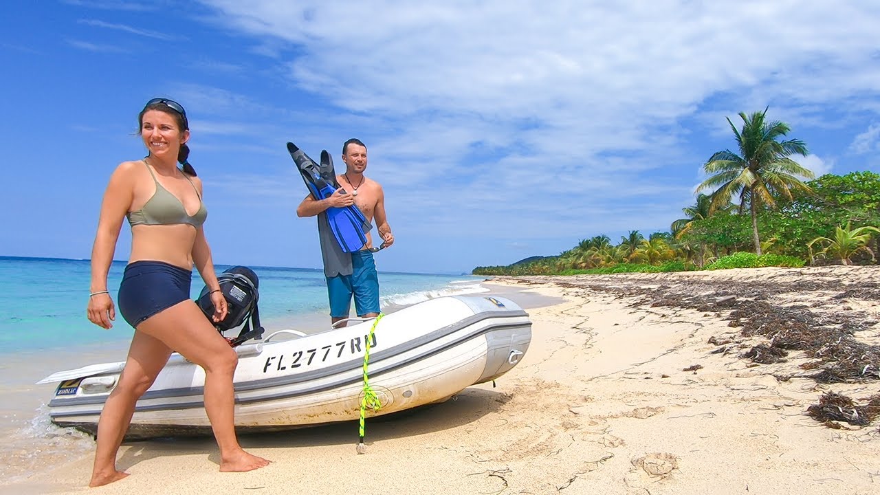 You Don't Need a Big Boat to Have a Big Adventure | Sailing Roatan, Honduras | S03E36