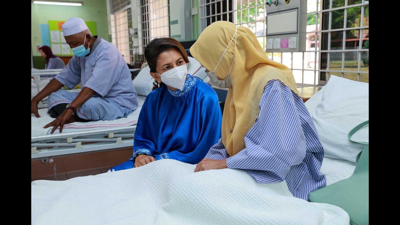 DYTM TUANKU RAJA PUAN MUDA KEDAH MAJLIS LAWATAN KASIH JABATAN RESPIRATORI HOSPITAL SULTANAH BAHIYAH