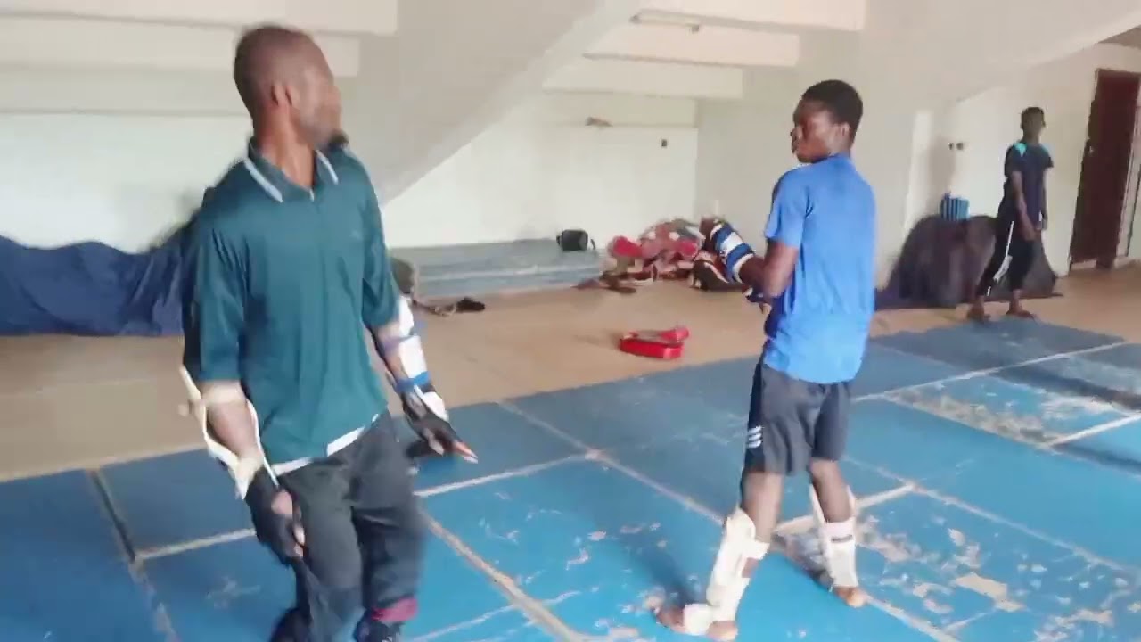 How to apply controlled sparring in taekwondo 🥋 #tkd #martialarts #wtf #taekwando #fighter #dance 