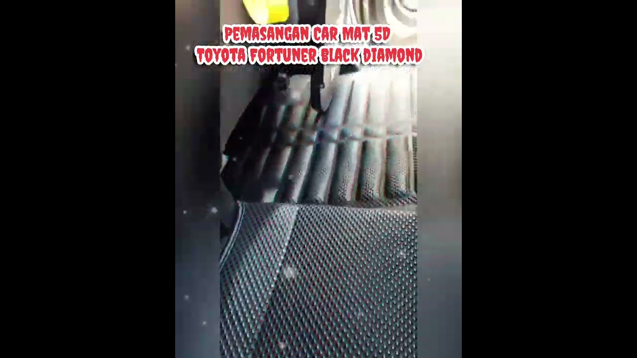 Car Mat 5D Toyota Fortuner black diamond