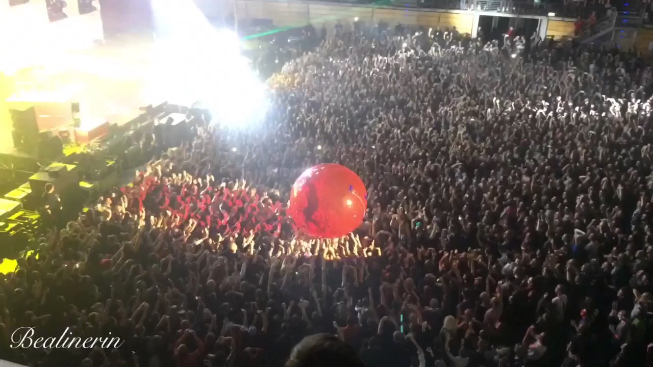 Twenty One Pilots - BerlinRoadShow 11/2/2016 Mashup ERS2016