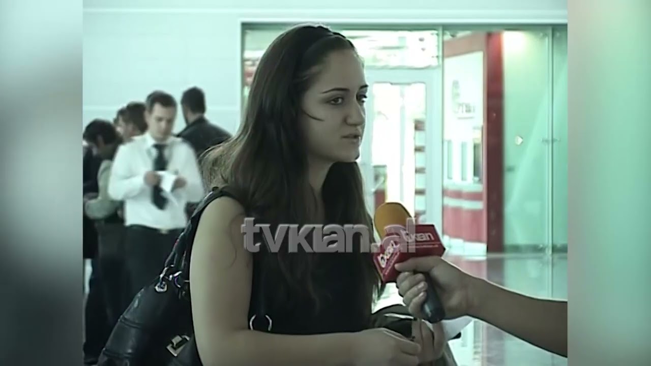 Rinas vijon pezullimi i fluturimeve, premtohet rimbursim i biletave-(17 Prill 2010)