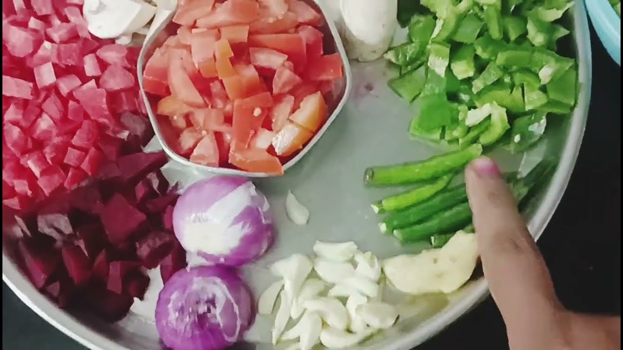 In  Sabjiyon Ko Milakar Ye Banaen #youtubevideo #recipe #mixveg #cooking #foodie #bhartikitchen