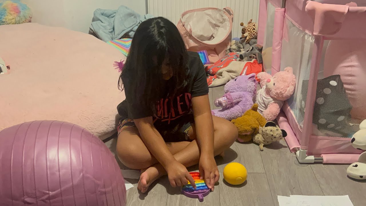 Evening sensory play time 