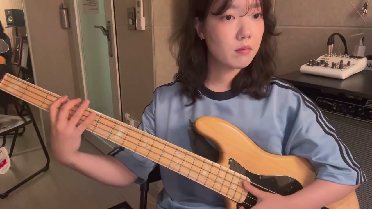Haikyuu!! - Breakthrough (Bass Cover)