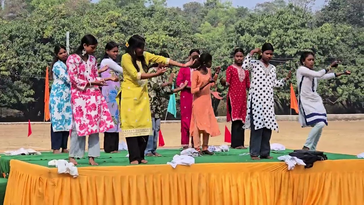 होरी चिरैया नन्हे सी चिड़िया #song #program 