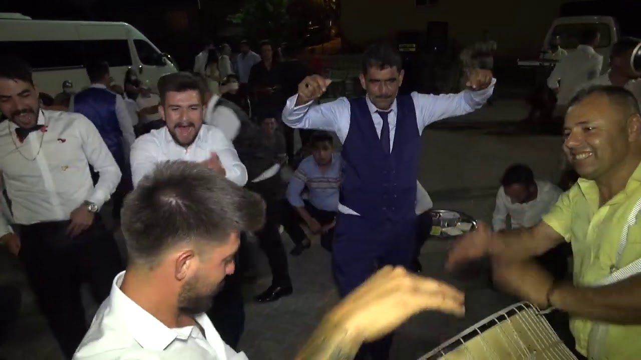 Gökçeşmeliler 《Çetin kaya》 Geyikli gençliği güzel oyun