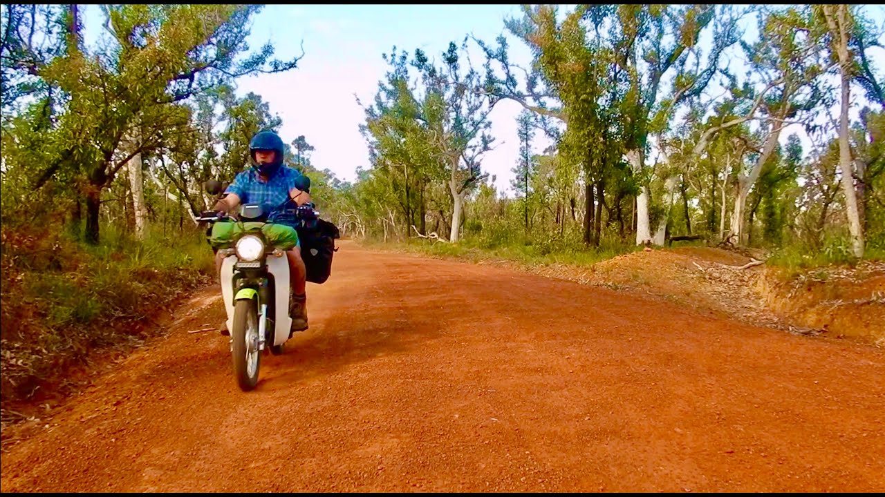 Small MotorBike Camping... Postie With The Mostie... Beach To Bush...