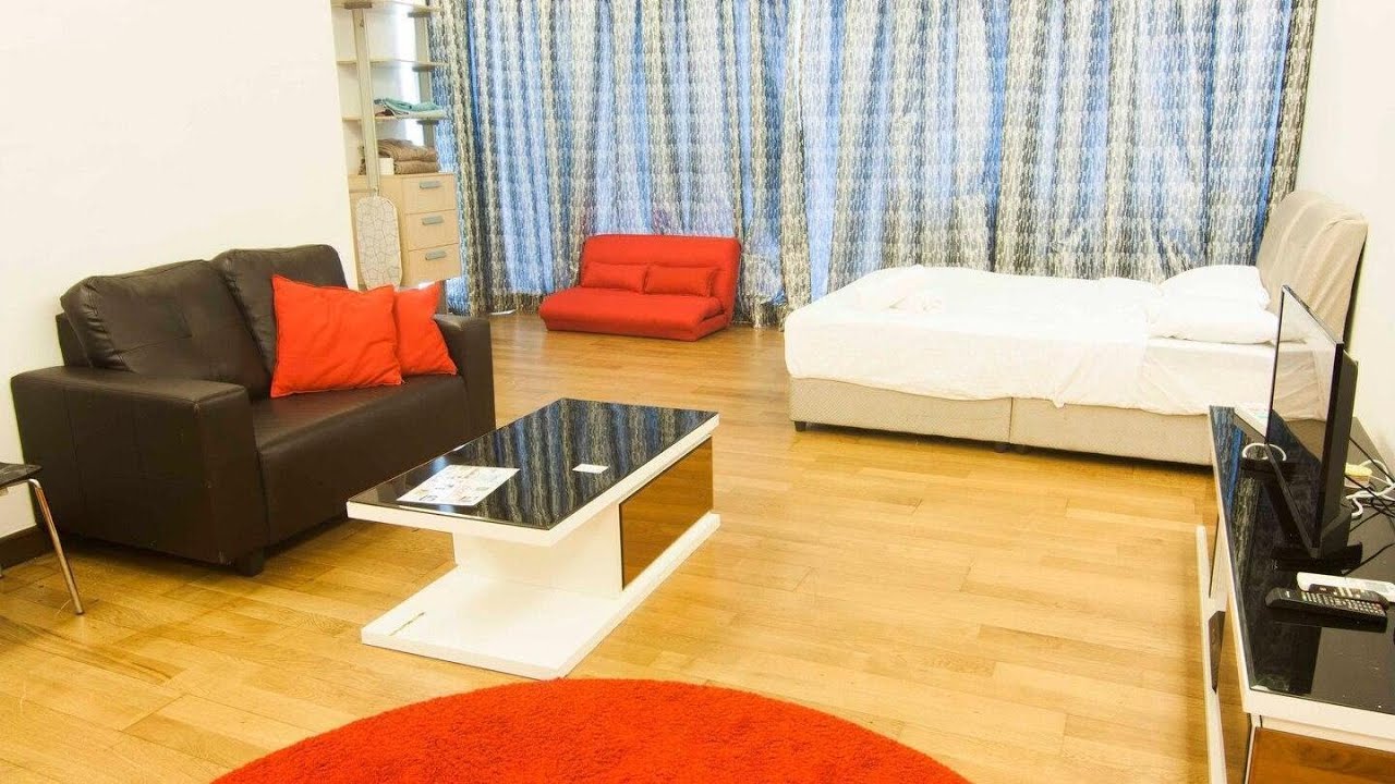 Уютная студия в красном цвете с панорамным бассейном на крыше, Куала-Лумпур, Малайзия | Путешеств...