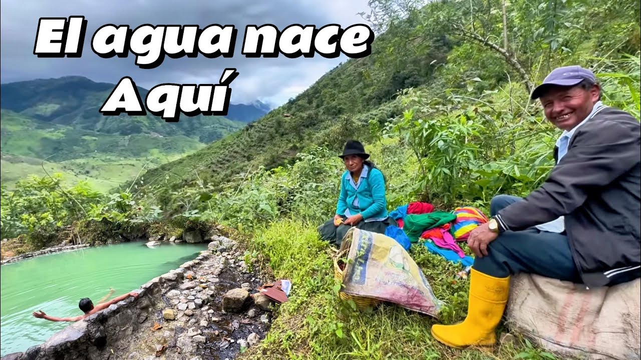 El AGUA TERMAL NACE en estas montañas paradisíacas en Ecuador 
