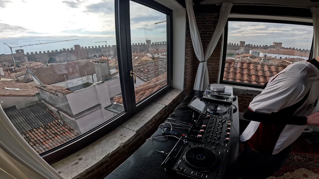 MY FAVOURITE HOUSE TUNES OF DECEMBER