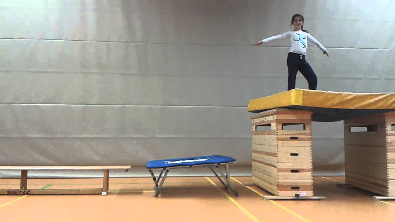 Vor&uuml;bung f&uuml;r Handstand&uuml;berschlag