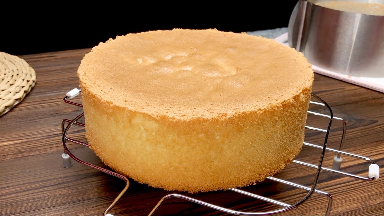 Pambıq kimi yumşaq SADƏ BİSKVİT resepti | SPONGE CAKE (English subtitles)