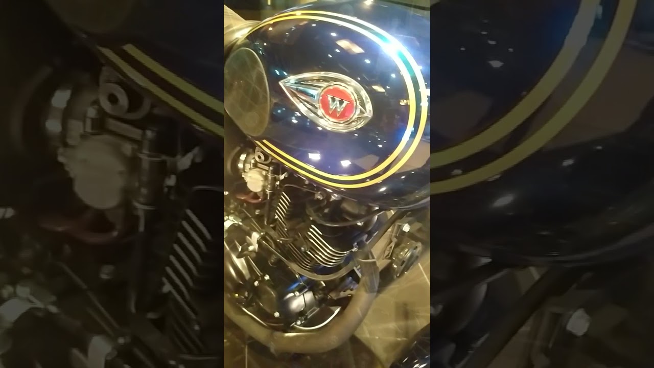 FUN RIDE & ICONIC STYLE KAWASAKI W175 SE METALIC OCEAN BLUE #shorts