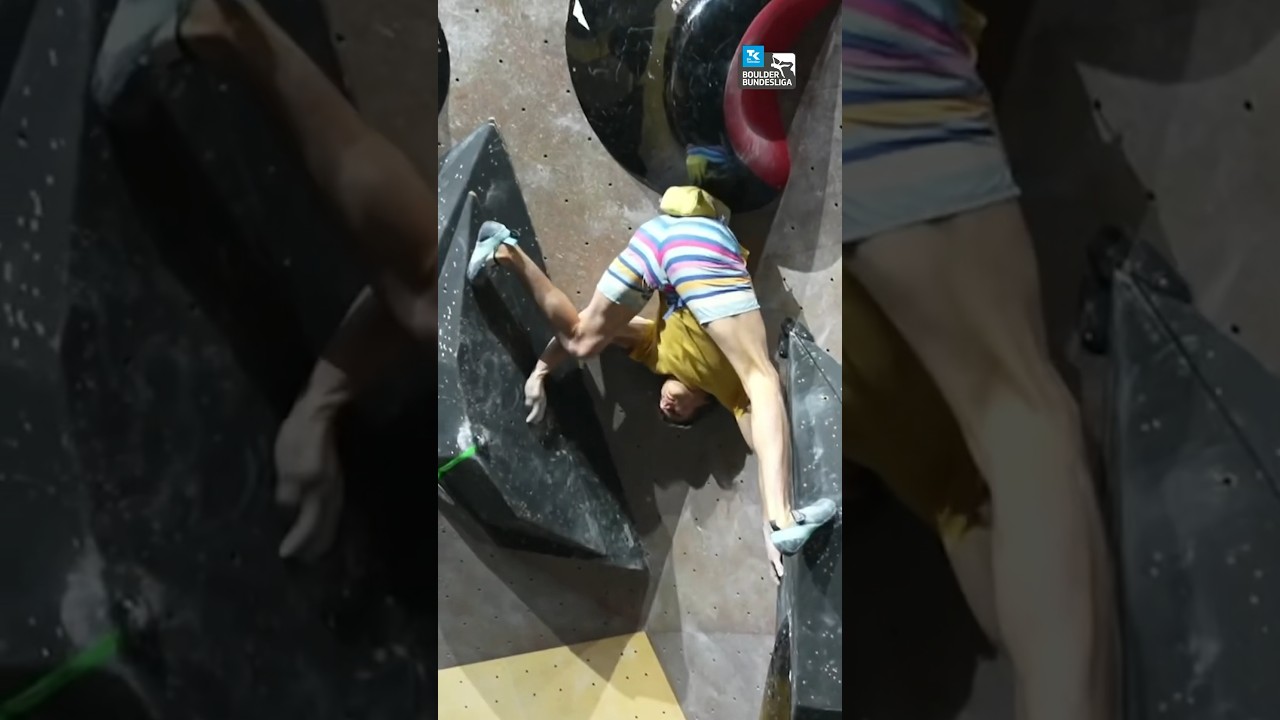 Alexander Megos insane handstand on M2 final boulder at Deutschland Cup 💯🇩🇪 #climbing