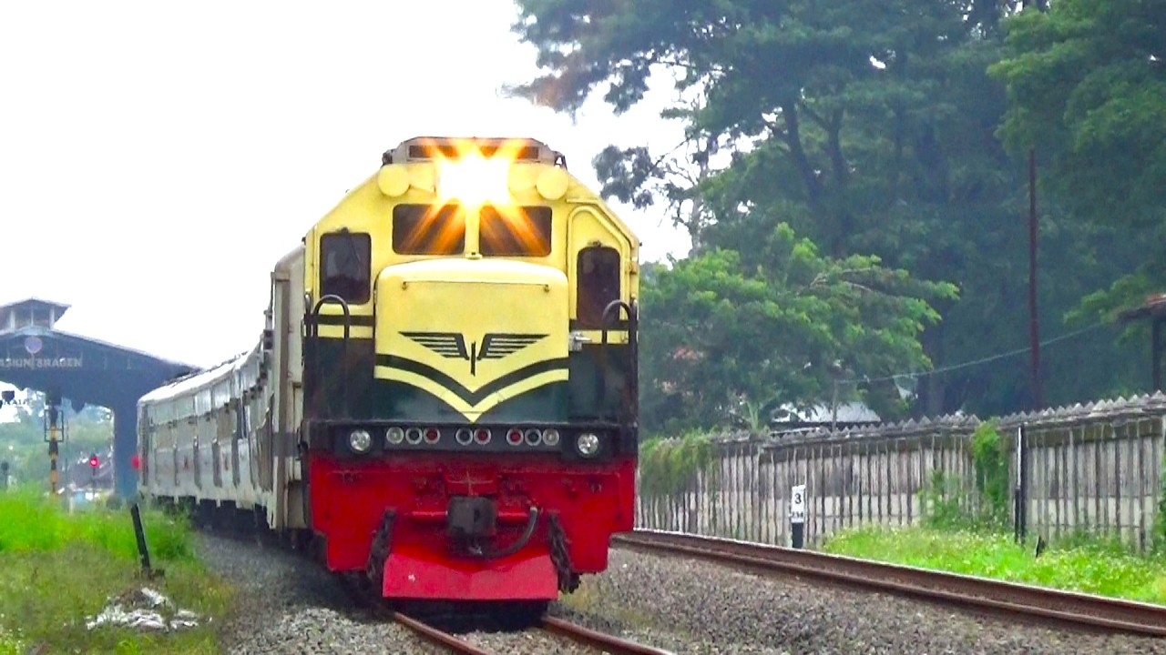 KERETA API PANJANG ‼️ TOP KOMPILASI  MENEMUKAN 8 KERETA API LOKOMOTIF VINTAGE,RnB,WnB|TOP KERETA API