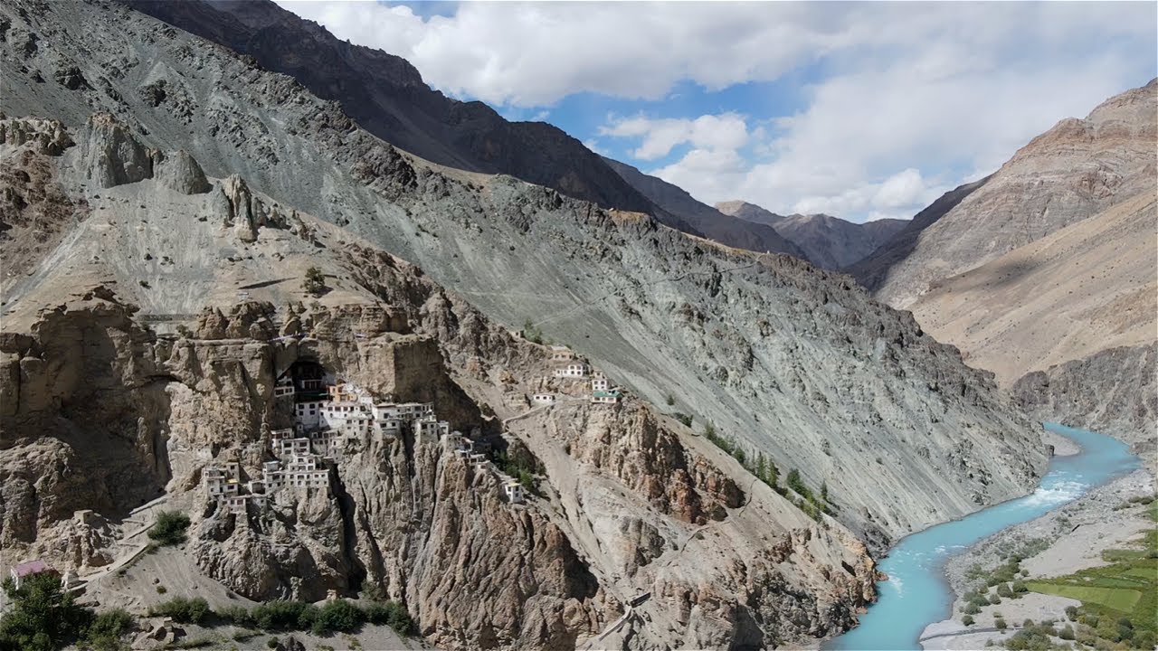 Phuktar Gompa / Phugtal Monastery // 759H+7WC //