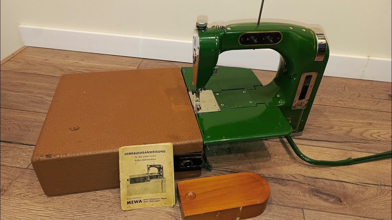 Редкая портативная швейная машинка KOMA MEWA. KOMA MEWA sewing machine from Germany, built in 1948.