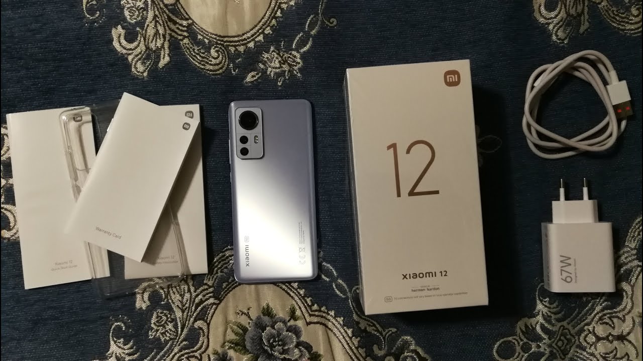 Просто распаковка: Смартфон Xiaomi 12 (Unpacking / Unboxing)