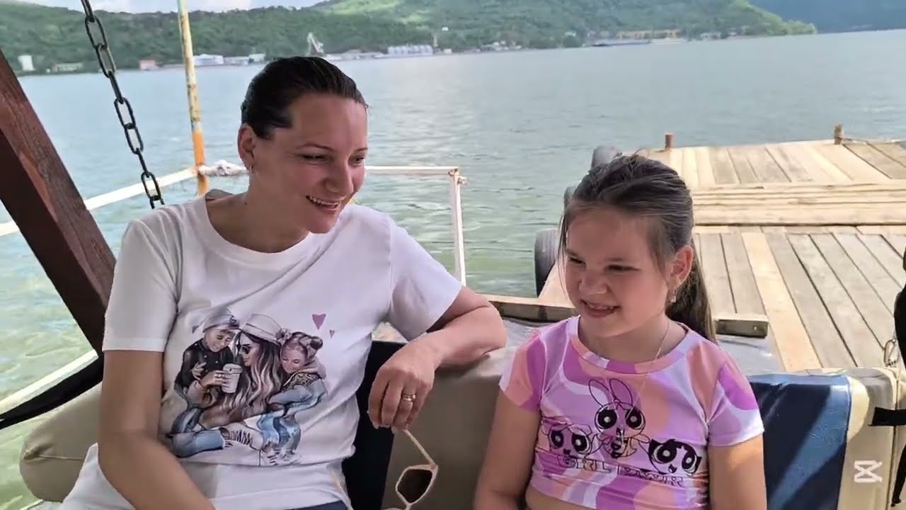 Pierduti in timp prin Cazanele Dunarii. Romania, Orsova, Mai 2025