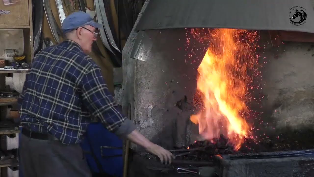 -Mrkonjićka kovanica kosa iz ruku starog majstora  Ahme Zonića -