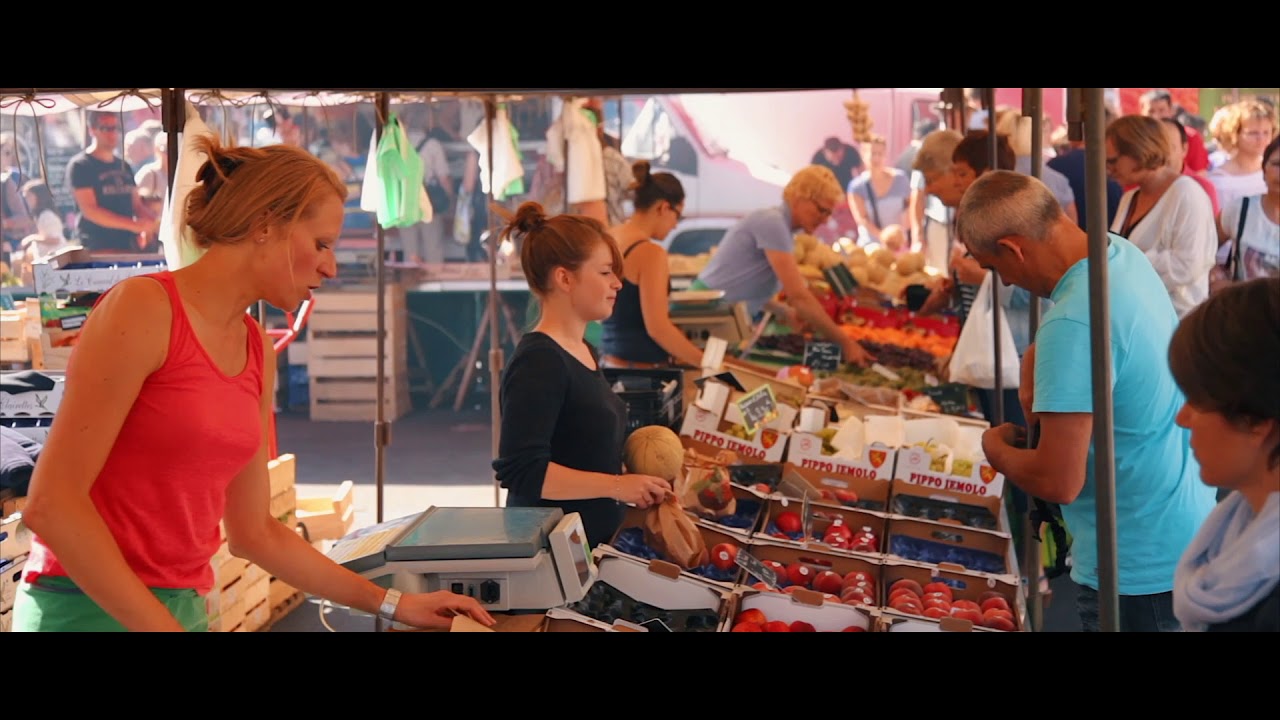 Saint-L&ocirc;, le plus beau march&eacute; de Normandie