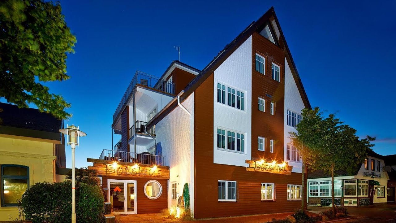 Bernstein-Hotel Bootshaus, B&uuml;sum, Germany | Travel Facts