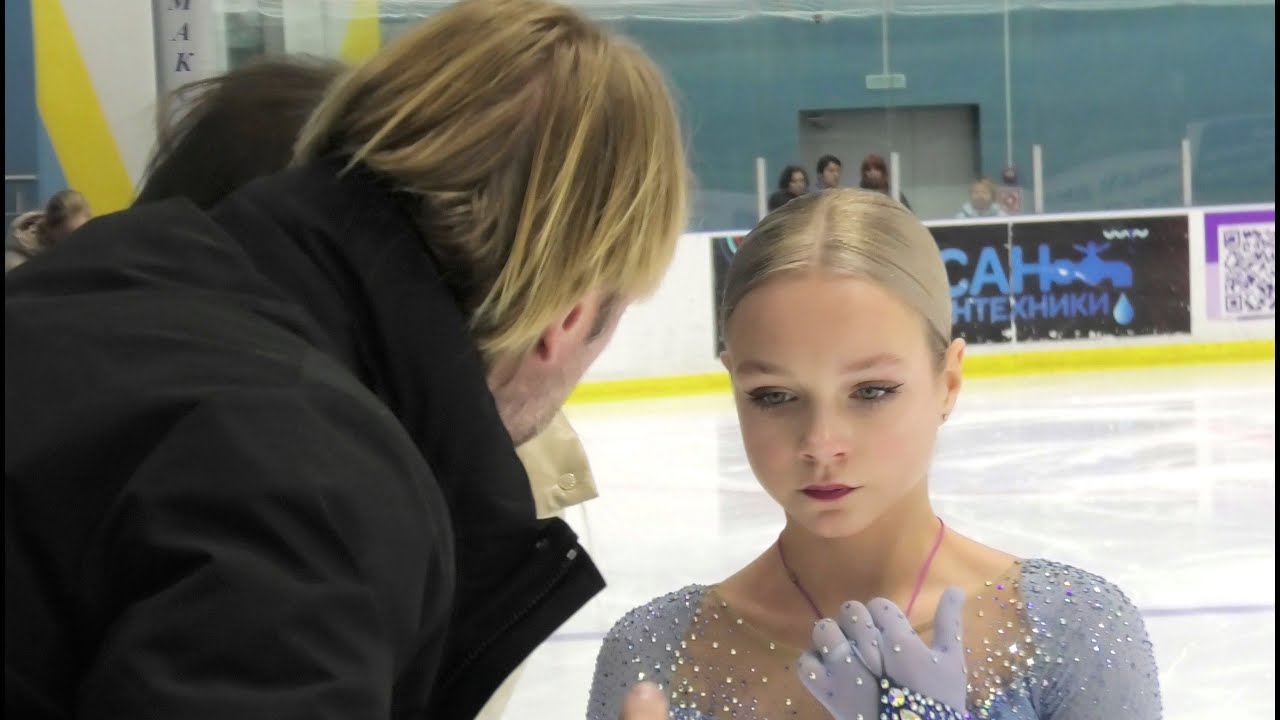 На старт приглашается Елена Костылева! 3А-3Т!  Тренер - Евгений Плющенко