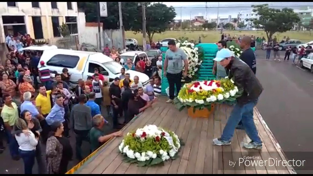 Criticado Por Alguns e Lembrado Pelo Mundo Todo  Foi Brilhar No  Segundo Andar Junto Com Deus