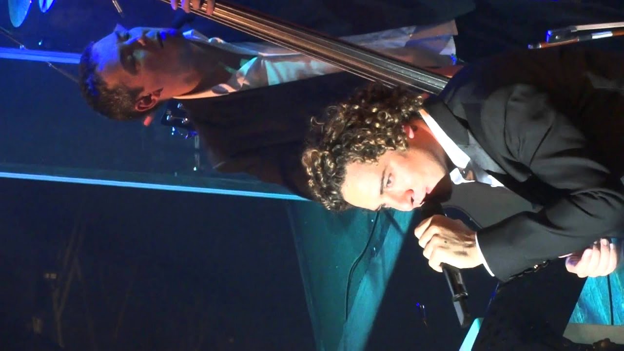 David Bisbal - Como olvidar -  Le Trianon, Paris 2011 (Bisbalmeriense - Esther)