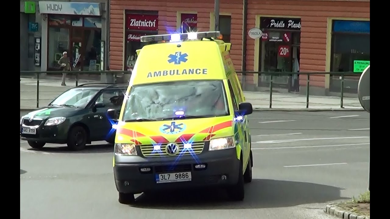 ZZS Libereckého kraje RZP 75 v Liberci | Liberec Region EMS ambulance 75 responding [CZ | 4.5.2015]
